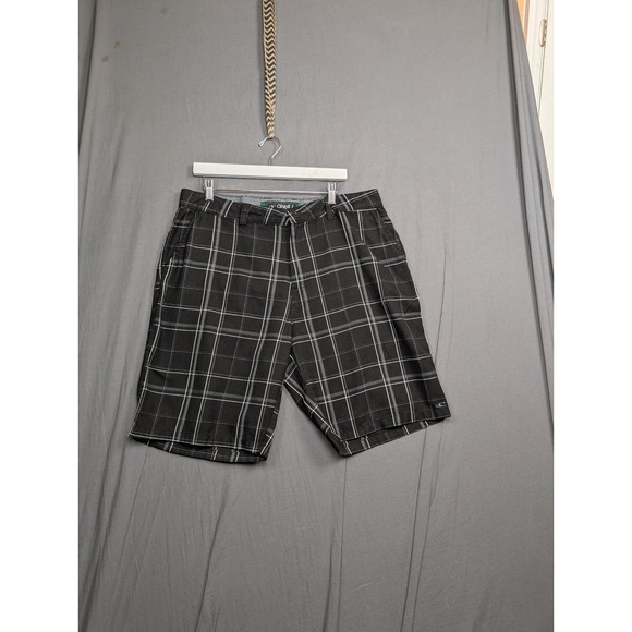 O'Neill Other - O'Neill Sterling Black Plaid Wide Leg Chino Shorts Men Size 38